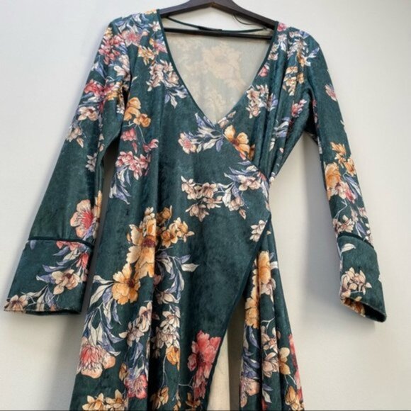 ZARA Velvet‎ Floral Kimono Wrap Dress Women Size Medium - Picture 4 of 11